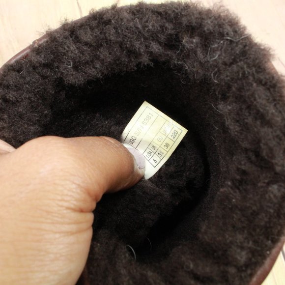 Ugg Brooks Brown Suede Leather Sheepskin Mid Calf Winter Boots Size US 5 - Picture 8 of 10